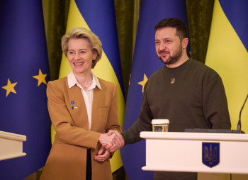 Украина получит первый €1 млрд от ЕС на восстановление после войны