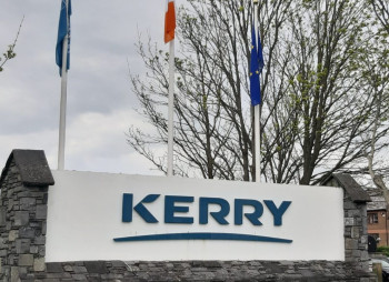 Ірландська харчова компанія Kerry продає бізнес із виробництва солодощів за €500 млн