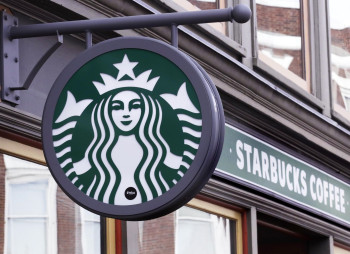 Starbucks обошла McDonald's в рейтинге самых дорогих ресторанных брендов мира