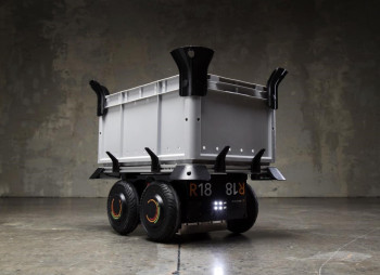 Украинский стартап-разработчик роботов для складов Instock привлек $3,2 млн