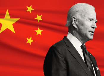 Джо Байден ограничивает технологические инвестиции США в Китай