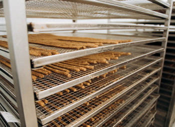 Suziria Brands открыла новое производство лакомств для животных стоимостью 20 млн грн