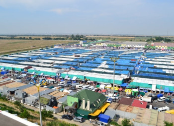 ФДМУ знову намагається продати ринок 7-й кілометр зі стартовою ціною 208,1 млн грн