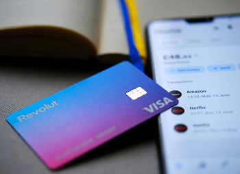 Сотрудники и инвесторы Revolut продали акции стартапа почти на $1 млрд 