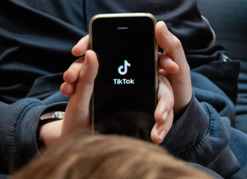 Трамп продвигает продажу TikTok США за $14 млрд с защитой данных пользователей