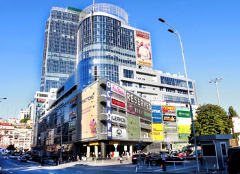 Oschadbank and Ukreximbank Take Ownership of Kyiv’s Gulliver Business Center