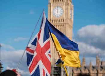 Великобритания готова передать Украине £8 млрд своих замороженных российских активов