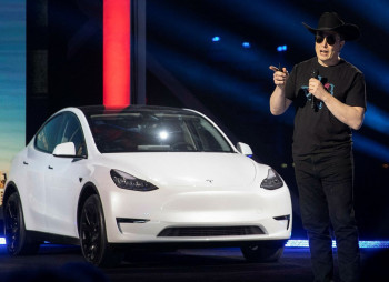 Ілон Маск відповів на пропозицію про виплату Tesla покупкою акцій на $1 млрд