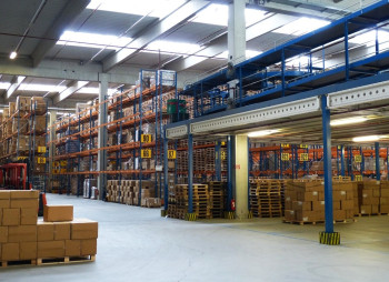  Мережа EVA придивляється до купівлі складського комплексу у Броварах