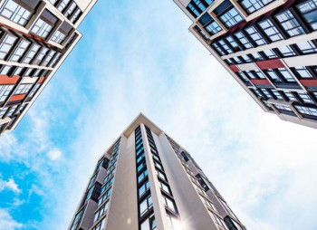 Завдяки чому ринок житла в Україні досі тримається під час війни?