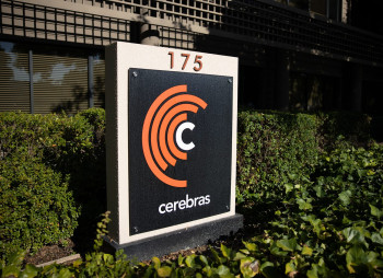 Производитель AI-чипов Cerebras привлек $1 млрд инвестиций при оценке $23 млрд