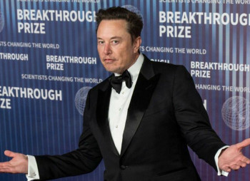 Илон Маск впервые в истории стал миллиардером с состоянием в $800 млрд 