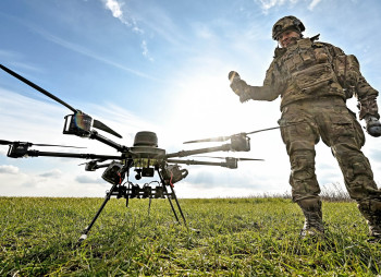 Глобальний бум DefenceTech: інвестори активно фінансують військові технології, дрони та AI