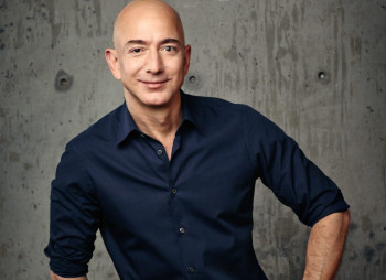 Джефф Безос привлекает $10 млрд для ИИ-стартапа с оценкой $38 млрд и планами фонда на $100 млрд