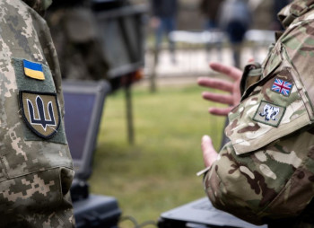 Британія підштовхує Україну до швидкої комерціалізації defence tech: у пріоритеті дрони та AI-рішення