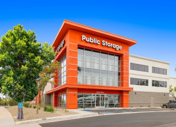 Американский оператор складов хранения Public Storage покупает National Storage в сделке на $10,5 млрд
