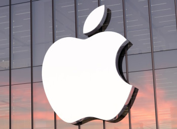 Apple обошла Nvidia и стала самой дорогой компанией мира с капитализацией $4,88 трлн