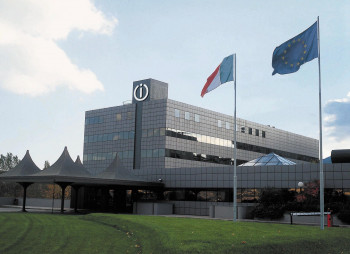 Whirlpool выкупит контрольную долю в Indesit за $1 млрд.