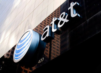 AT&T за $5,57 млрд. продала свою долю в America Movil
