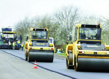 Ukraine goes behind in absorbing foreign loans on road repairs