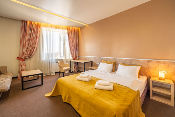 PEOPLE – mini-hotel in Odessa