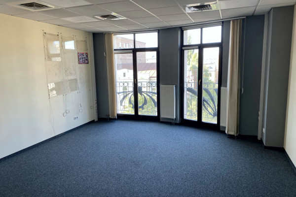 Продажа или аренда офиса 1 555 м2 в БЦ "Европа Плаза" в Киеве, ул. Саксаганского 120