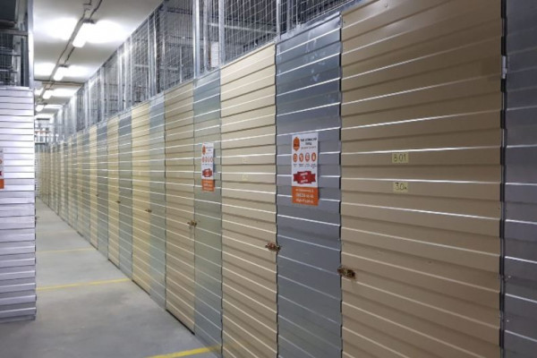 Sale of real estate for a rental business in Kyiv