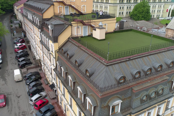 Торгово-офисный центр в Киеве на Подоле