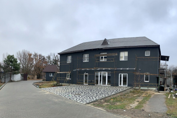 Продаж комерційної нерухомості 1268 м2, Київська область, Гостомель