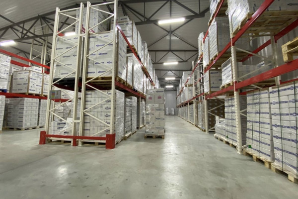 Продаж виробничо-складського комплексу 3458 м² біля м. Чернівці