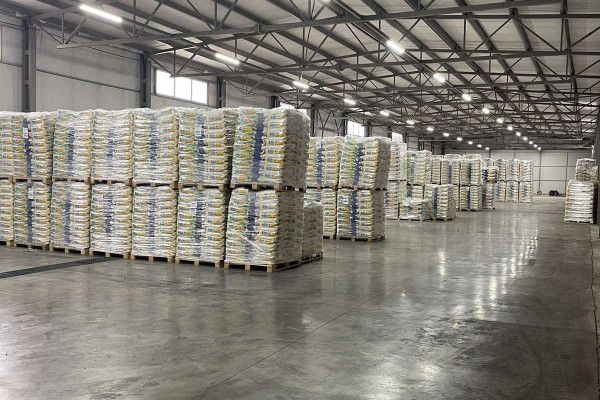 Продаж виробничо-складського комплексу 3458 м² біля м. Чернівці