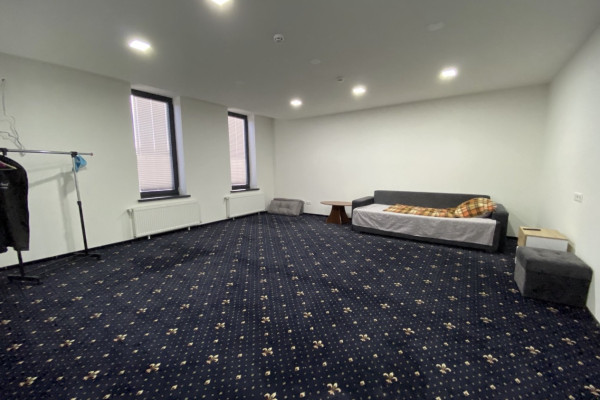 Продаж виробничо-складського комплексу 3458 м² біля м. Чернівці