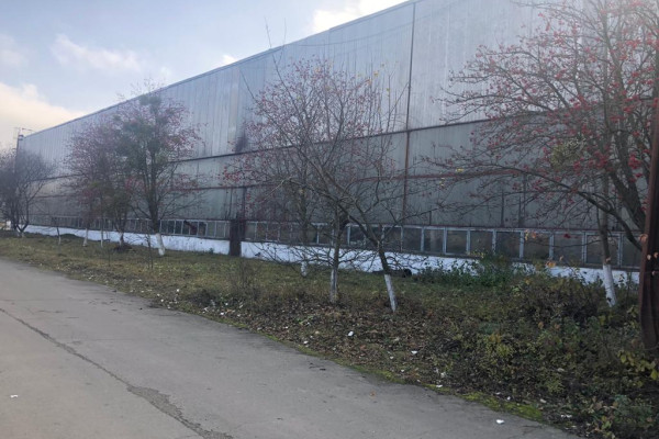 Продаж промислового майнового комплексу 20 000 м2 та 6 га, Хмельницька область