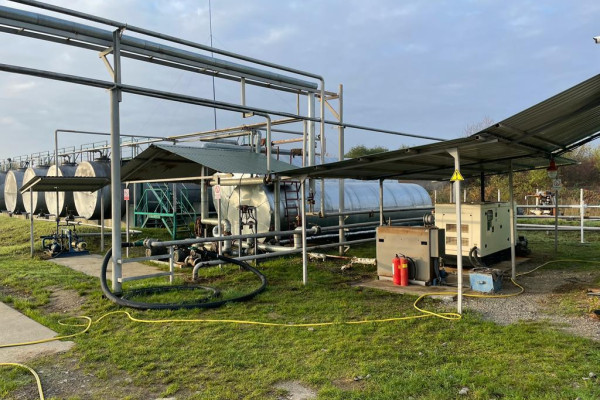Oil refinery complex for storage and processing of petroleum products (Western Ukraine) for sale
