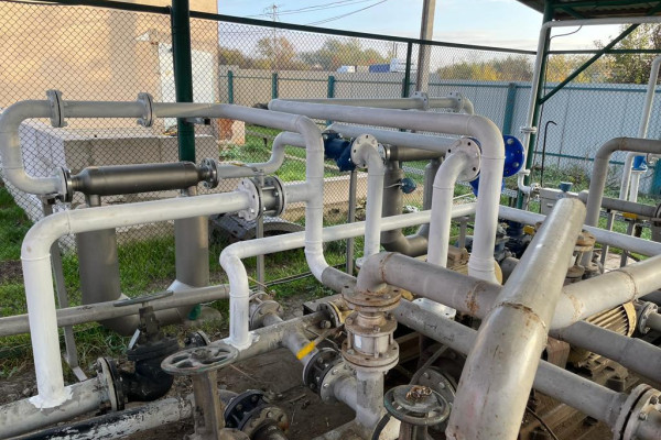 Oil refinery complex for storage and processing of petroleum products (Western Ukraine) for sale