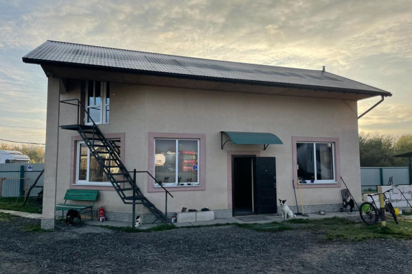 Oil refinery complex for storage and processing of petroleum products (Western Ukraine) for sale