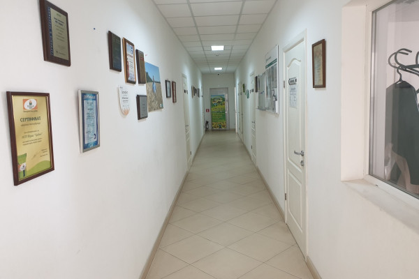 Продажа складов и производственных помещений с офисом 4056 м2 и участком 2,2 га, г. Одесса