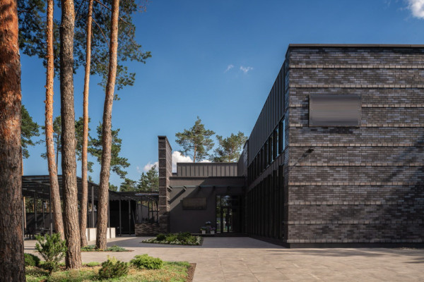 Продаж нового, статусного та прибуткового ресторану сімейного типу в Конча-Заспі