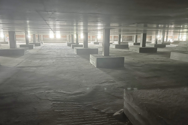 Продаж коммерційної нерухомості промислового призначення 6000 м2 біля Києва