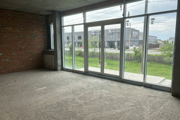 Продаж коммерційної нерухомості промислового призначення 6000 м2 біля Києва