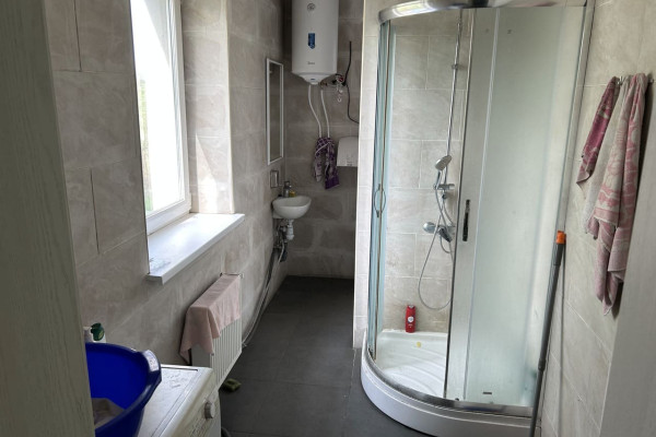 Продаж виробничого комплексу 2250 м2 з ділянкою 1,5 га у м. Українка, Обухівський район