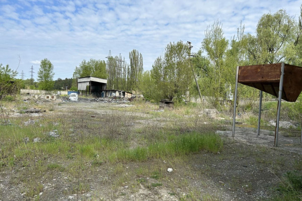 Продаж виробничого комплексу 2250 м2 з ділянкою 1,5 га у м. Українка, Обухівський район