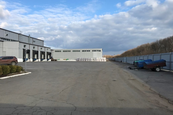 Продажа комплекса складских помещений с офисом 2821 м2 и участком 2,22 га, г. Винница