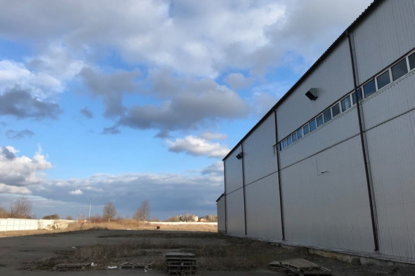 Продажа комплекса складских помещений с офисом 2821 м2 и участком 2,22 га, г. Винница
