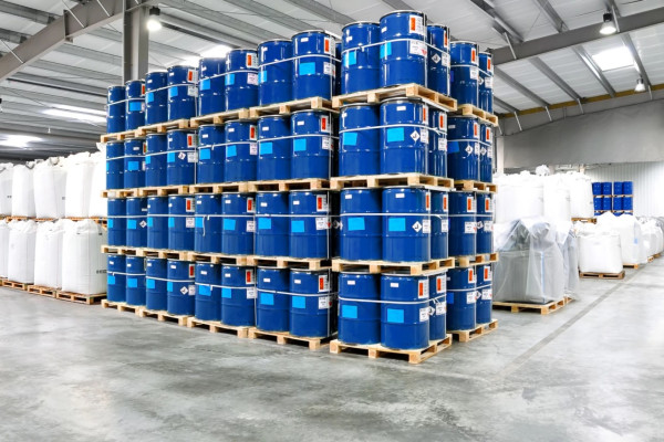 Візьмемо в оренду склад хімічного призначення 2000 - 3000 м2, західні регіони України