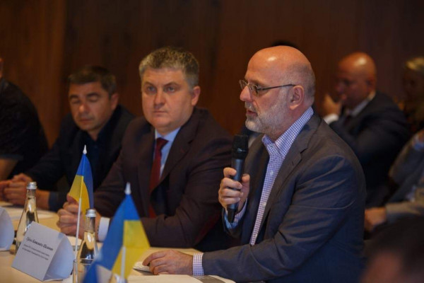 Відбулася перша зустріч нових політиків з бізнесом: податкове майбутнє країни