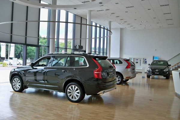 Центр по продаже и сервисному обслуживанию автомобилей "Автопарк"