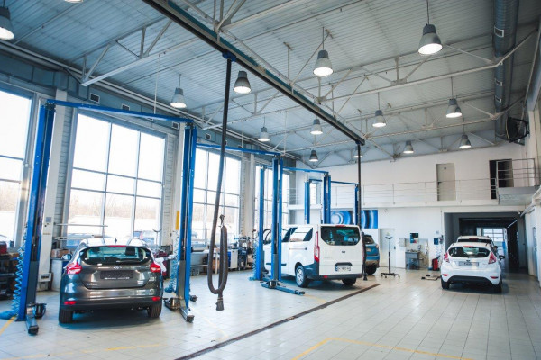 Центр по продаже и сервисному обслуживанию автомобилей "Автопарк"