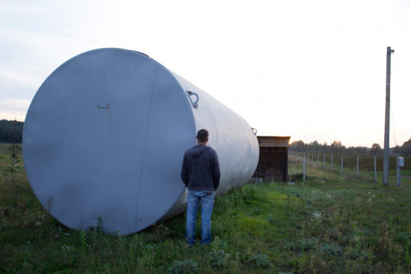 Berry farm for growing organic raspberries and currants