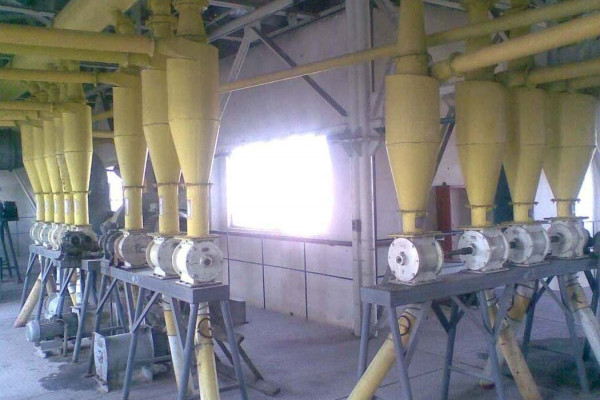 Элеватор с комбикормовым заводом, круп-заводом, мельницей и линией переработки подсолнечника